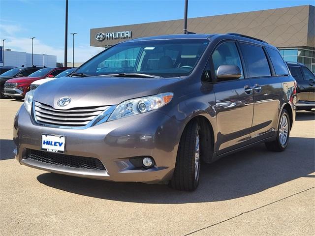 used 2017 Toyota Sienna car, priced at $21,391