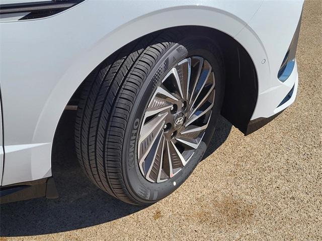 new 2026 Hyundai Sonata Hybrid car, priced at $39,455