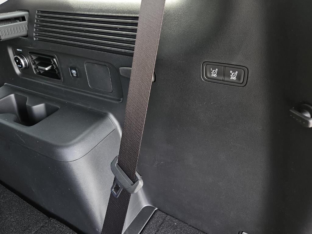 new 2026 Hyundai SANTA FE HEV car, priced at $38,915
