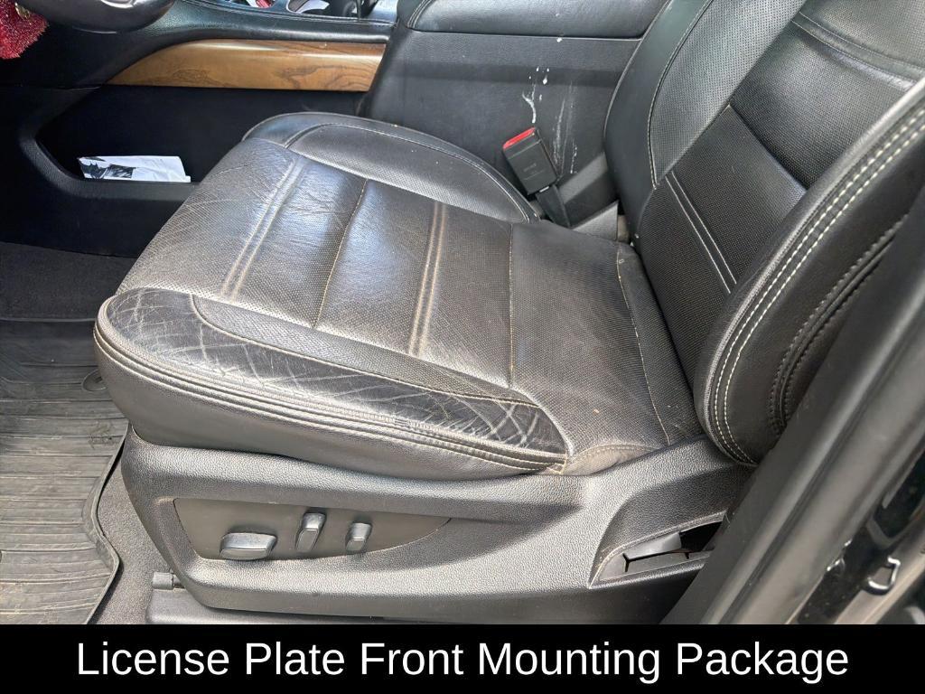 used 2019 GMC Yukon car, priced at $24,216