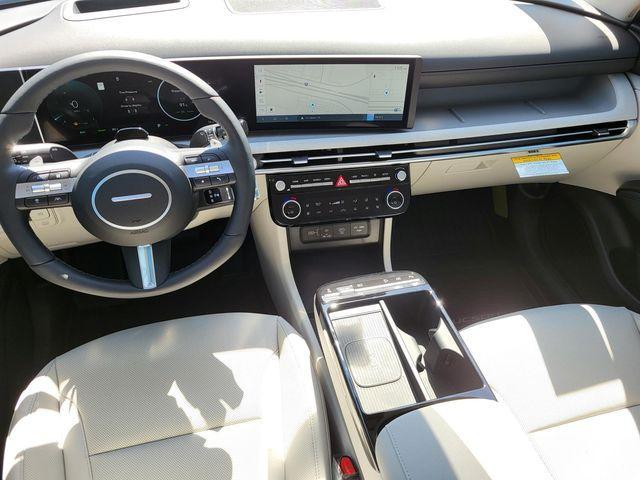 new 2026 Hyundai TUCSON Hybrid car, priced at $41,084