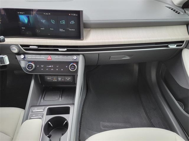 new 2025 Hyundai Sonata Hybrid car, priced at $27,491