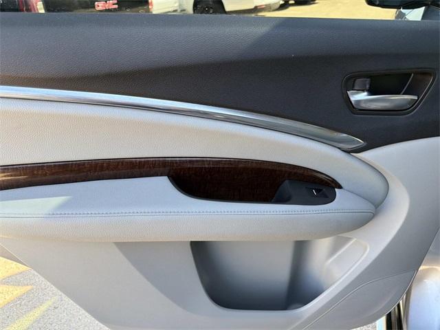 used 2018 Acura MDX car, priced at $13,291