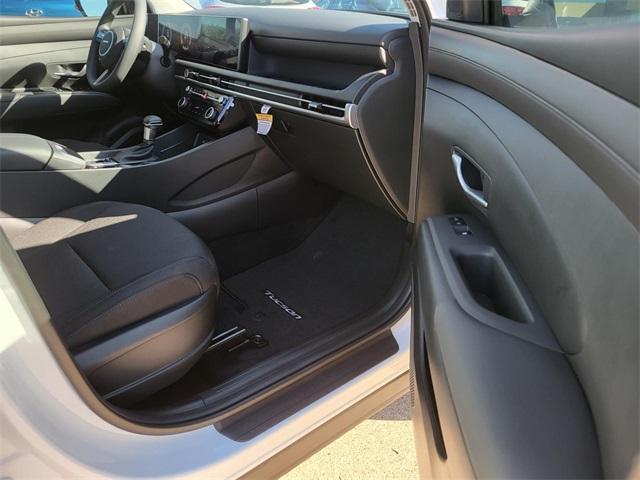 new 2026 Hyundai Tucson car, priced at $29,984