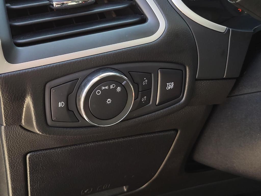 used 2021 Ford Edge car, priced at $18,516