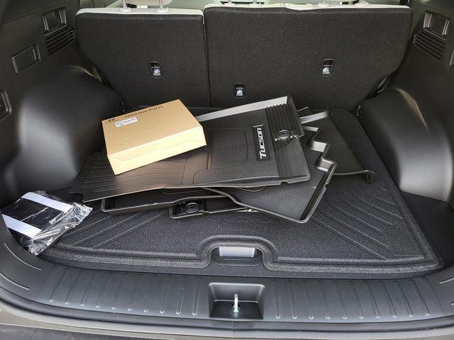 new 2026 Hyundai TUCSON Hybrid car, priced at $40,594