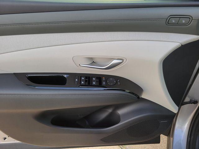 new 2026 Hyundai TUCSON Hybrid car, priced at $40,594