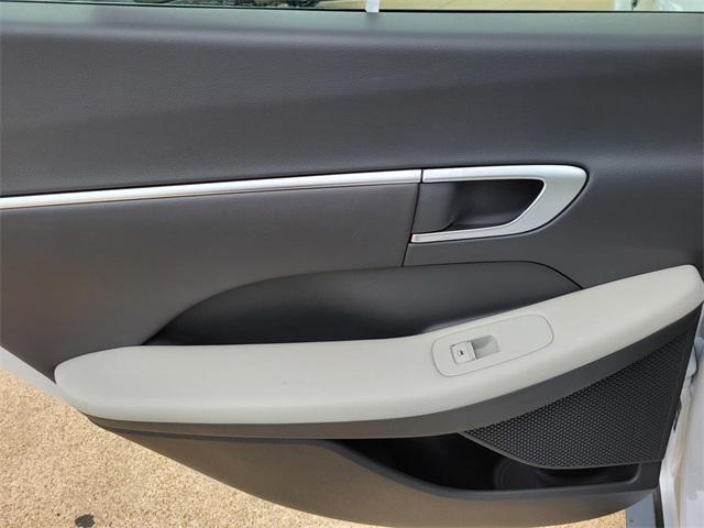 new 2026 Hyundai Sonata Hybrid car, priced at $33,803