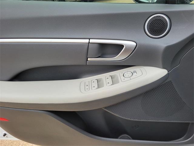 new 2026 Hyundai Sonata Hybrid car, priced at $33,803
