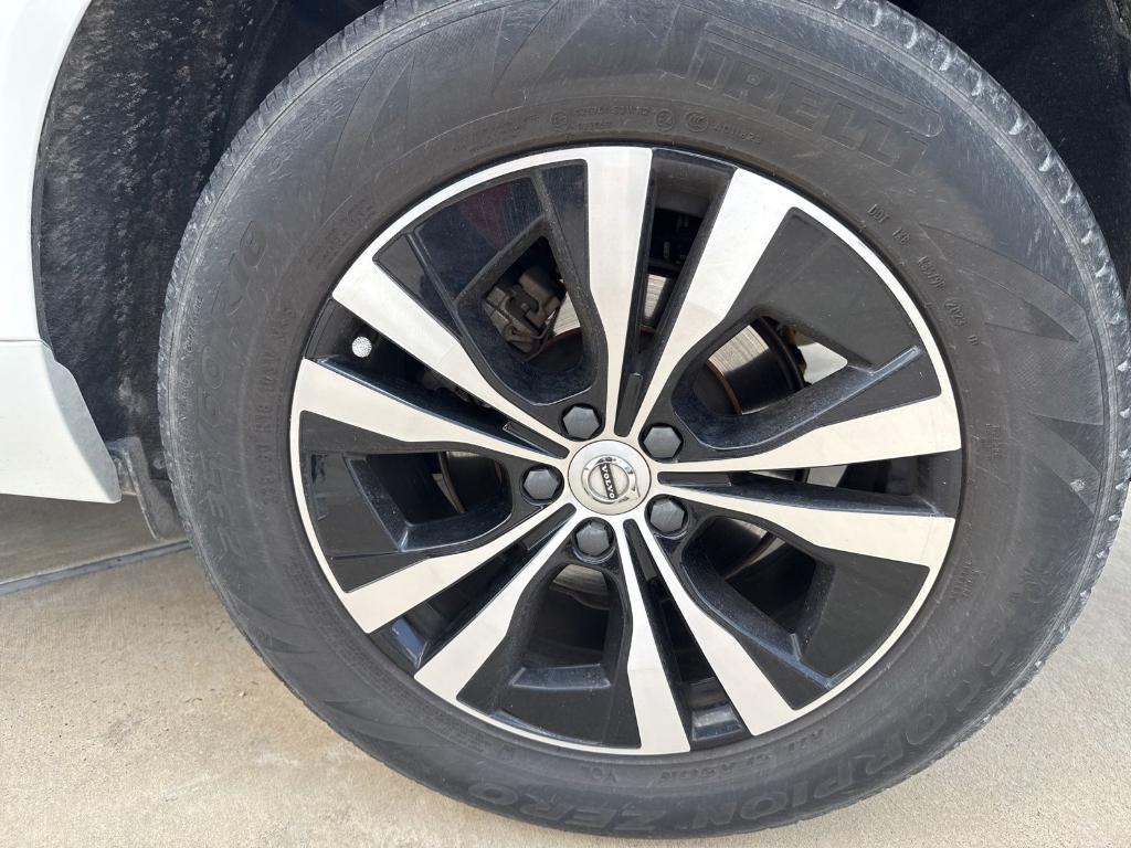 used 2024 Volvo XC60 car, priced at $28,884