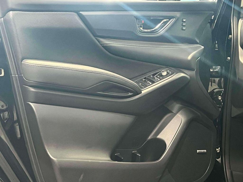 new 2025 Subaru Ascent car, priced at $54,052