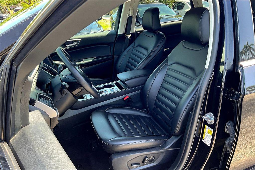 used 2024 Ford Edge car, priced at $21,931