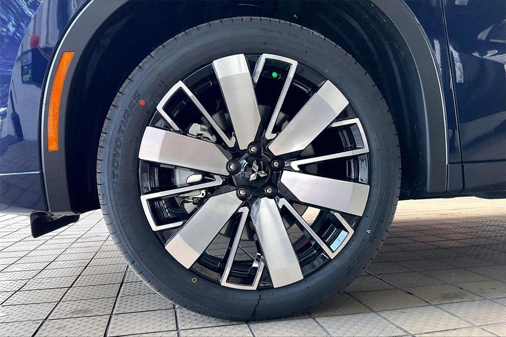 new 2026 Mitsubishi Outlander car, priced at $34,376