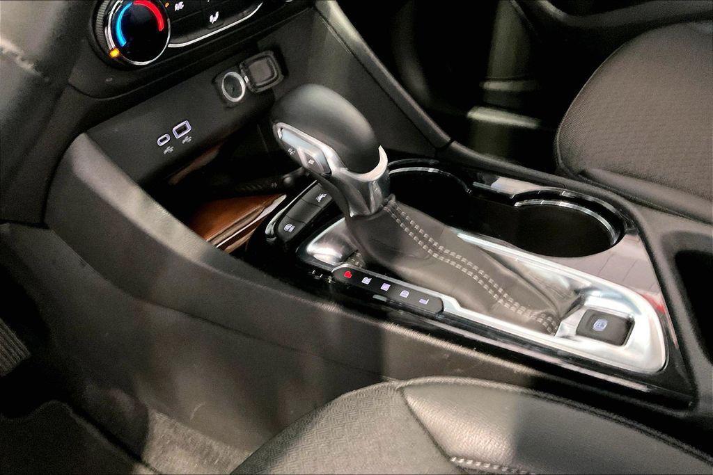 used 2025 Buick Encore GX car, priced at $19,612