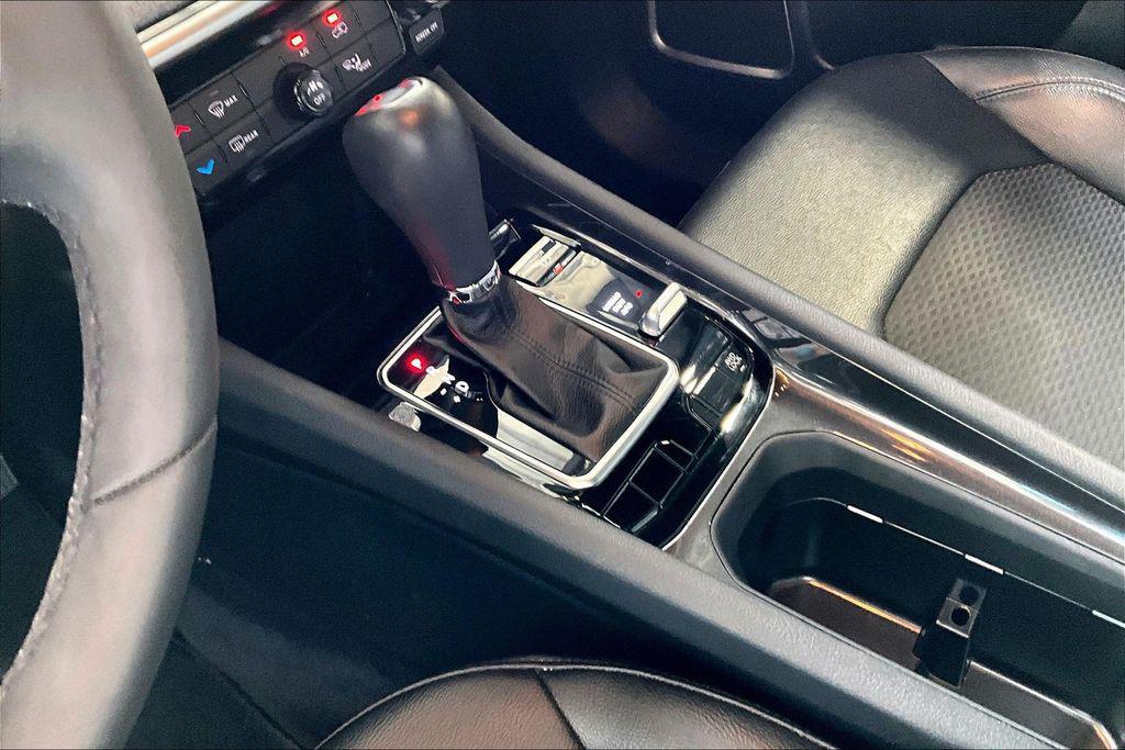 used 2024 Jeep Compass car, priced at $17,659