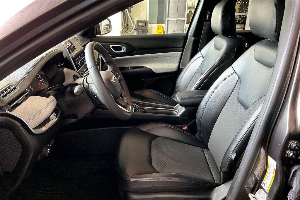 used 2024 Jeep Compass car, priced at $17,659