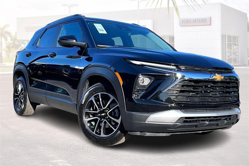 used 2025 Chevrolet TrailBlazer car, priced at $20,493