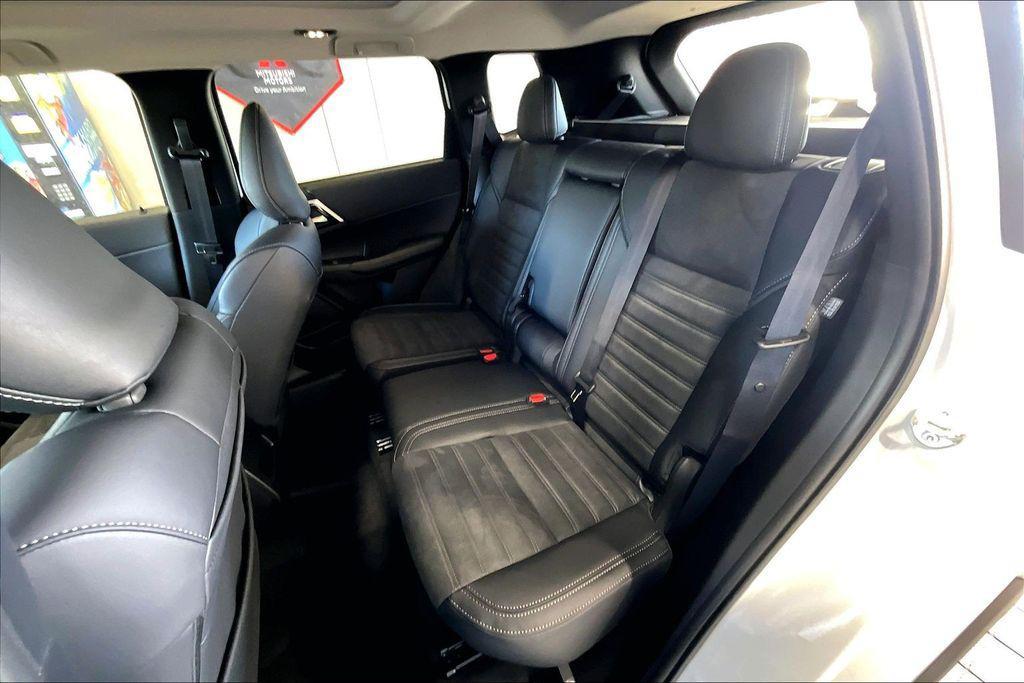 new 2026 Mitsubishi Outlander car, priced at $32,324
