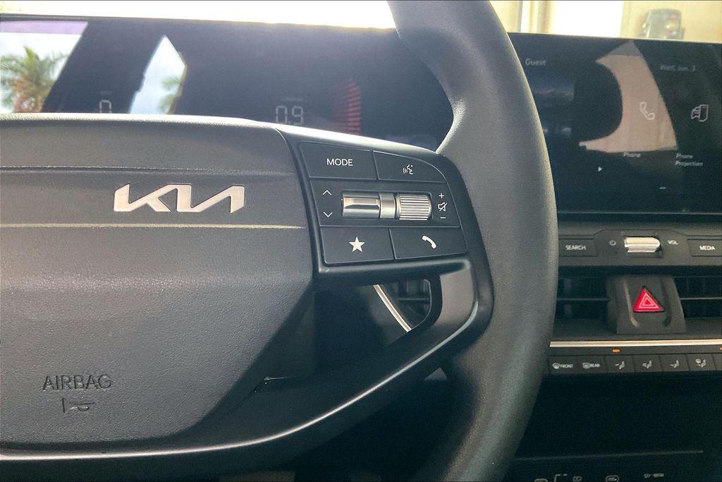 used 2025 Kia K4 car, priced at $17,696