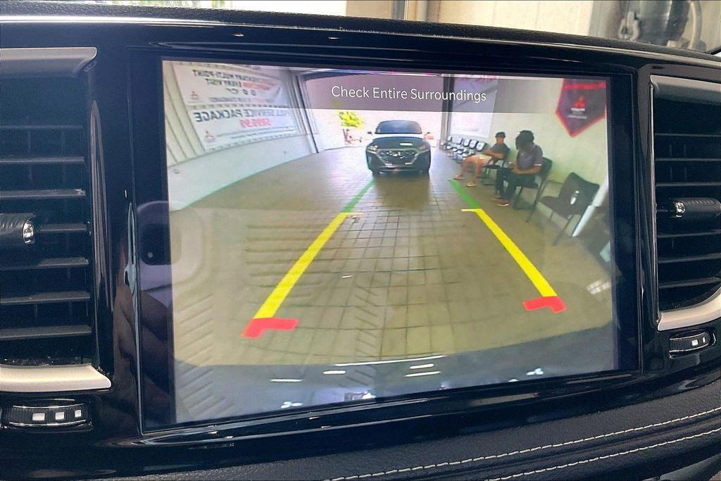used 2023 Chrysler Pacifica Hybrid car, priced at $22,315