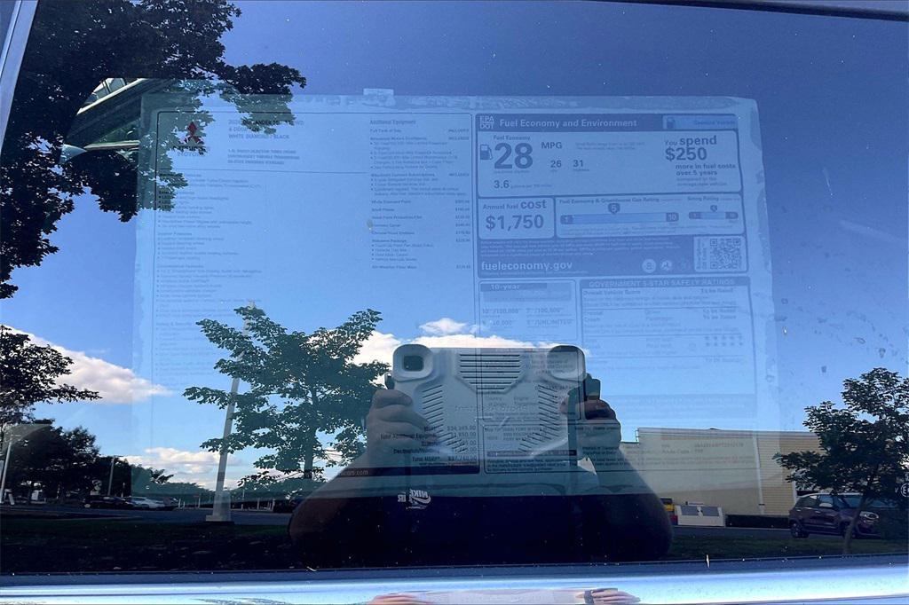 new 2026 Mitsubishi Outlander car, priced at $29,276