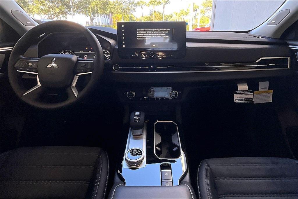 new 2026 Mitsubishi Outlander car, priced at $29,276