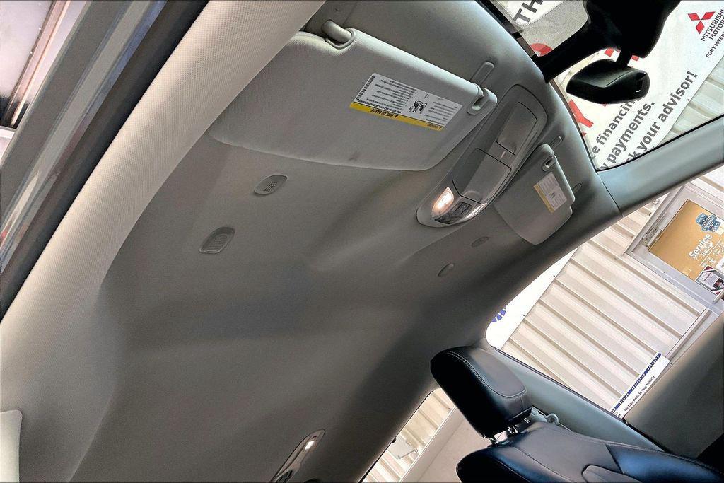 used 2023 Chrysler Pacifica car, priced at $21,992