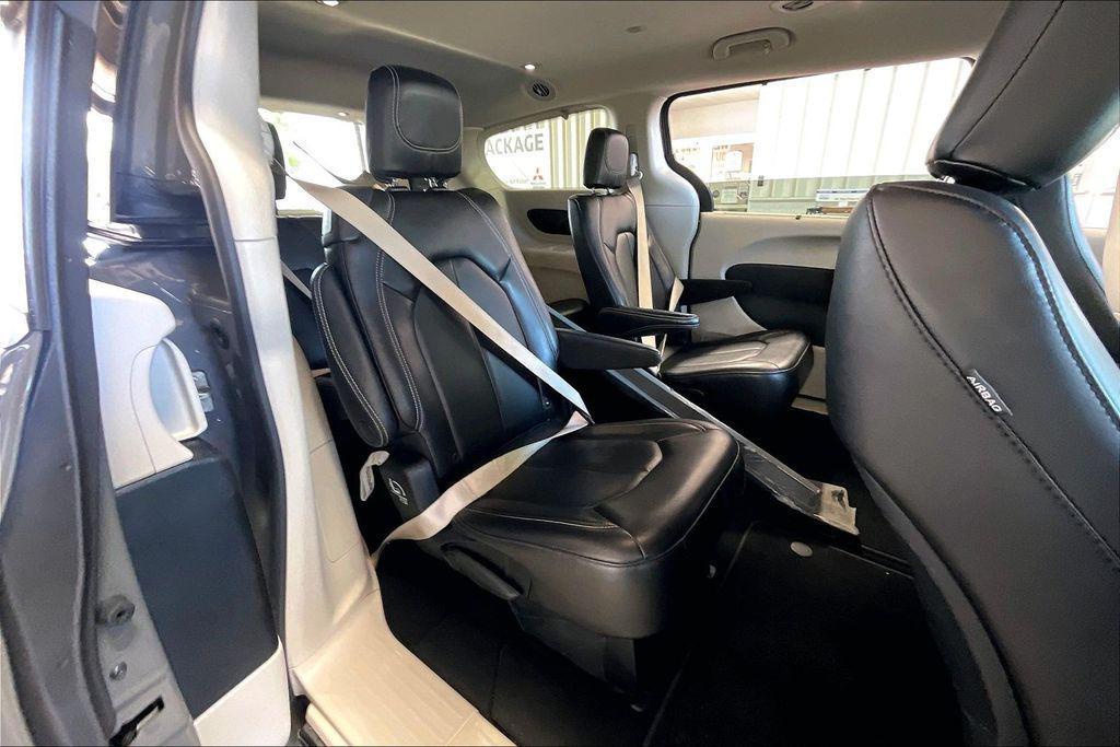 used 2023 Chrysler Pacifica car, priced at $21,992