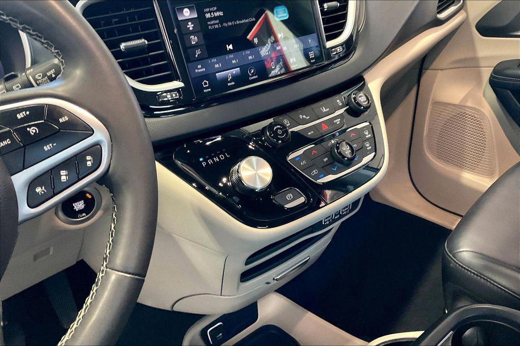 used 2023 Chrysler Pacifica car, priced at $21,992