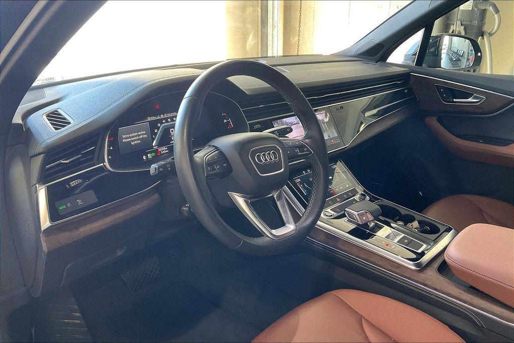 used 2025 Audi Q7 car, priced at $40,351