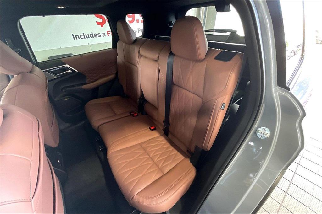 new 2026 Mitsubishi Outlander car, priced at $37,558