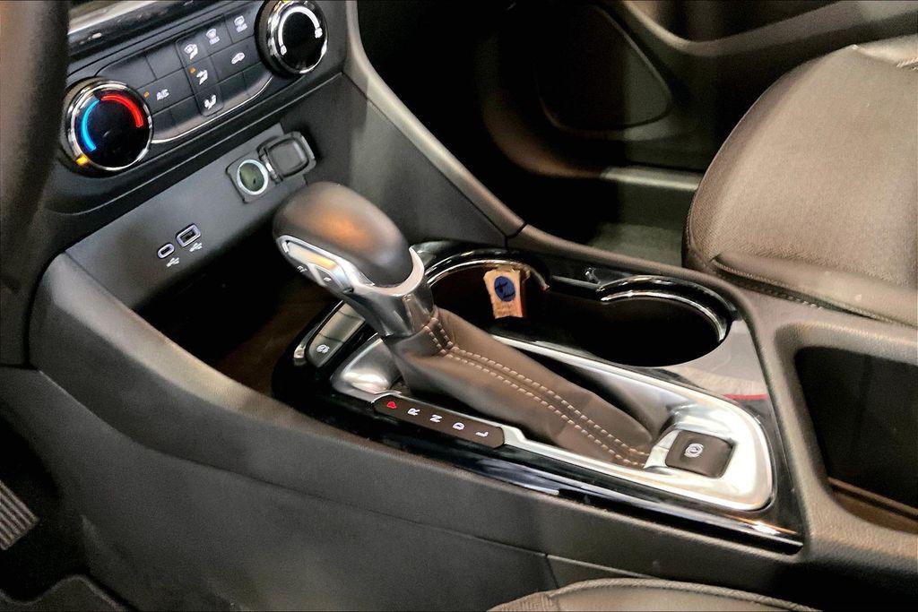 used 2025 Buick Encore GX car, priced at $19,586