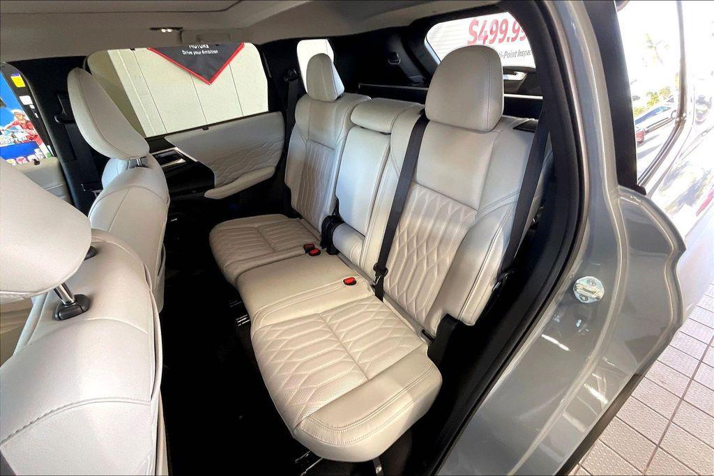 new 2026 Mitsubishi Outlander car, priced at $34,376