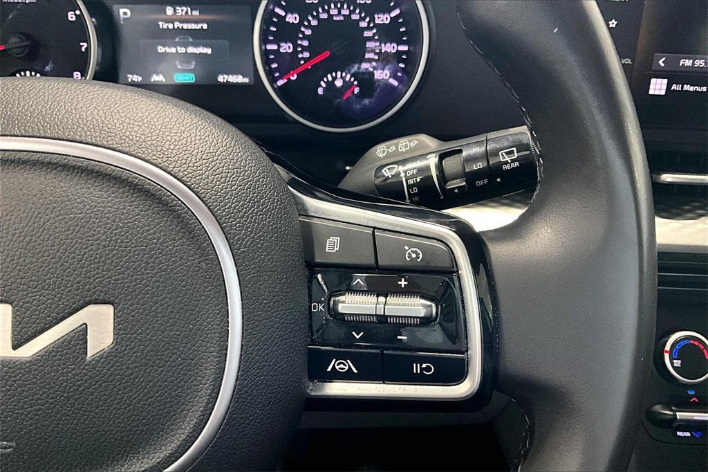 used 2024 Kia Carnival car, priced at $25,995