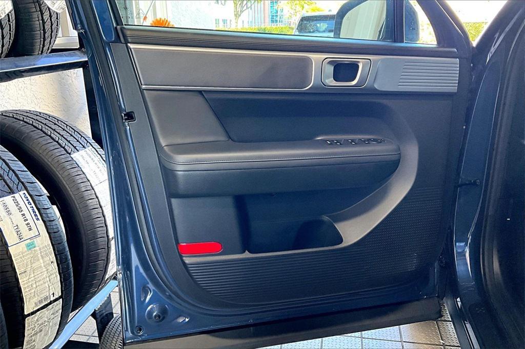 used 2025 Hyundai Santa Fe car, priced at $27,809