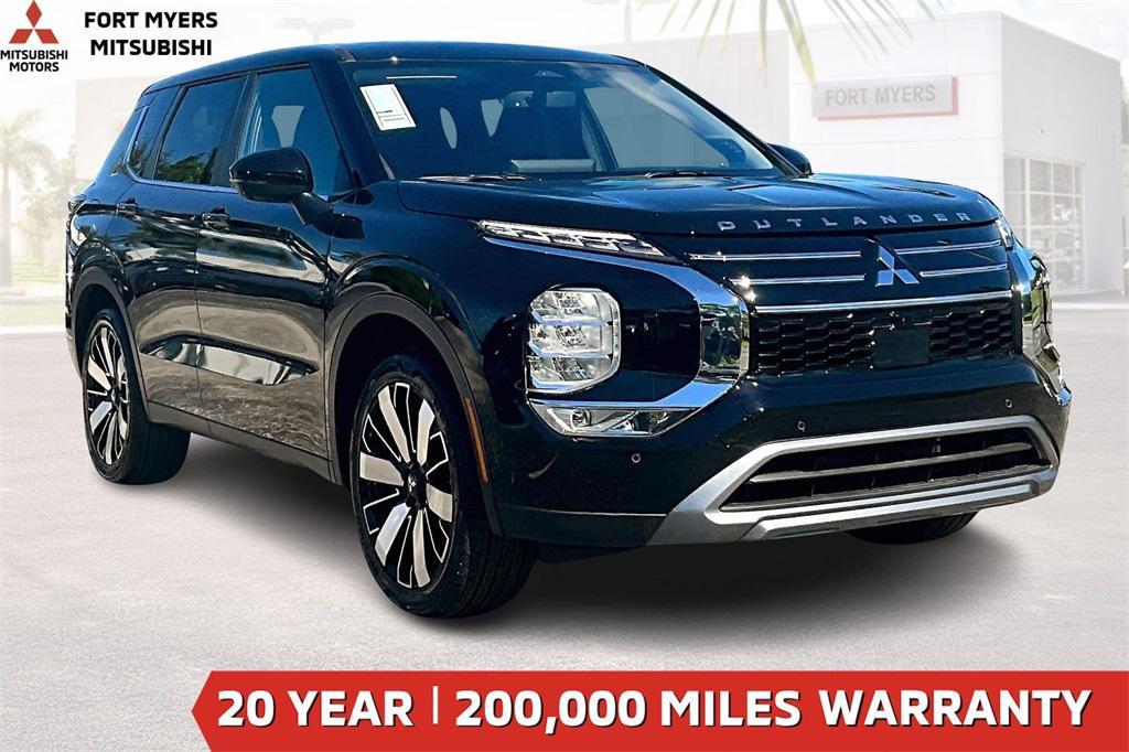 new 2025 Mitsubishi Outlander car, priced at $26,197