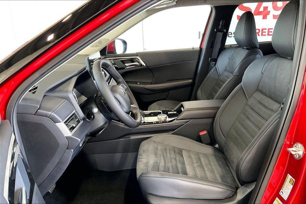 new 2026 Mitsubishi Outlander car, priced at $31,020