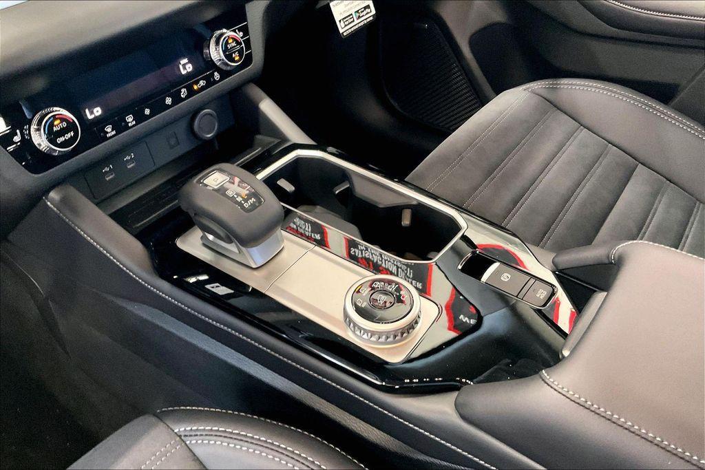 new 2026 Mitsubishi Outlander car, priced at $34,434