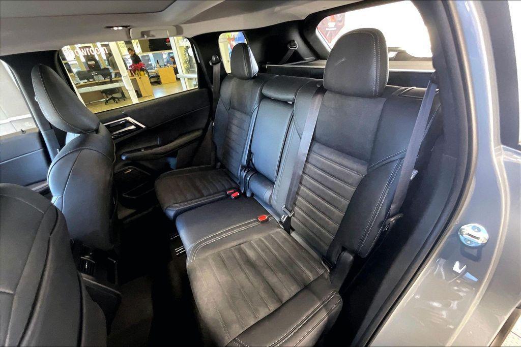 new 2026 Mitsubishi Outlander car, priced at $31,212