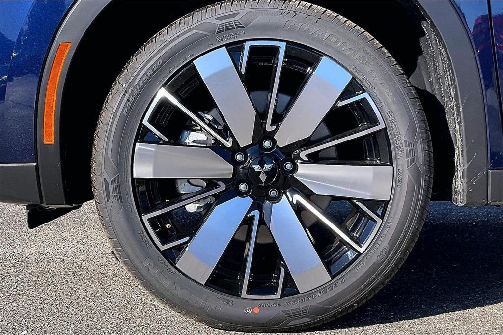 new 2026 Mitsubishi Outlander car, priced at $32,246