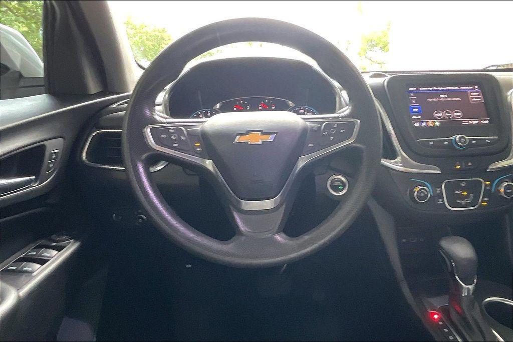 used 2022 Chevrolet Equinox car, priced at $13,697