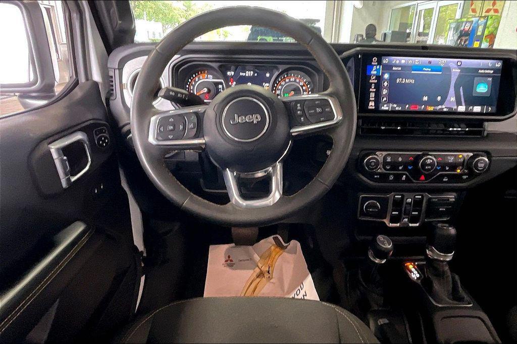 used 2025 Jeep Wrangler car, priced at $32,222