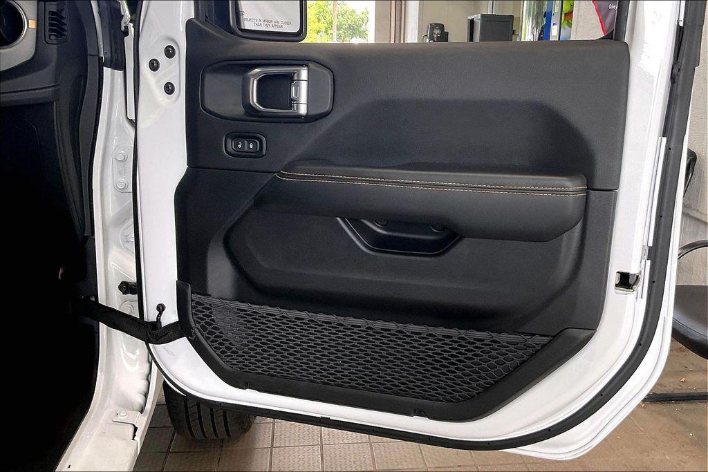 used 2025 Jeep Wrangler car, priced at $32,222