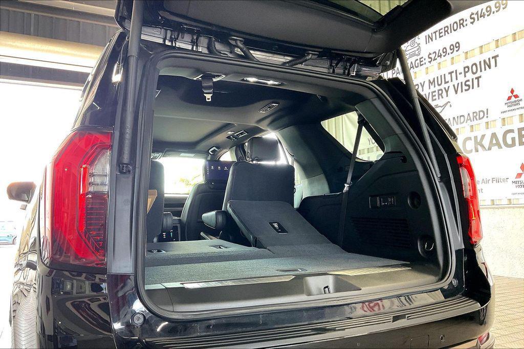 used 2025 GMC Yukon car, priced at $81,990