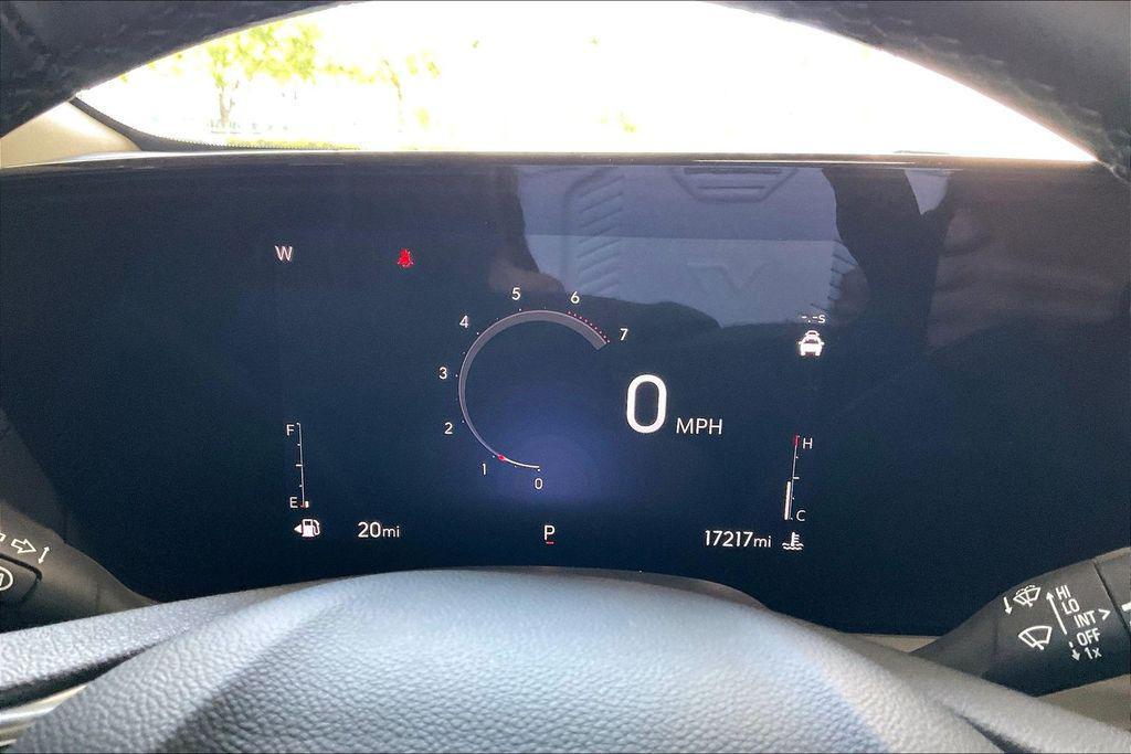 used 2024 Buick Encore GX car, priced at $20,389