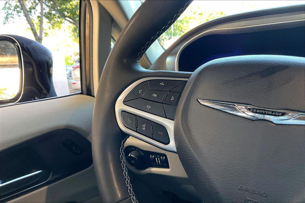used 2024 Chrysler Pacifica car, priced at $22,394