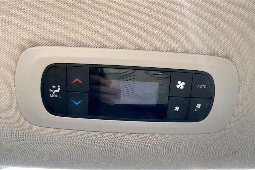 used 2024 Chrysler Pacifica car, priced at $22,394