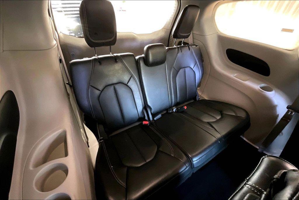 used 2024 Chrysler Pacifica car, priced at $22,394