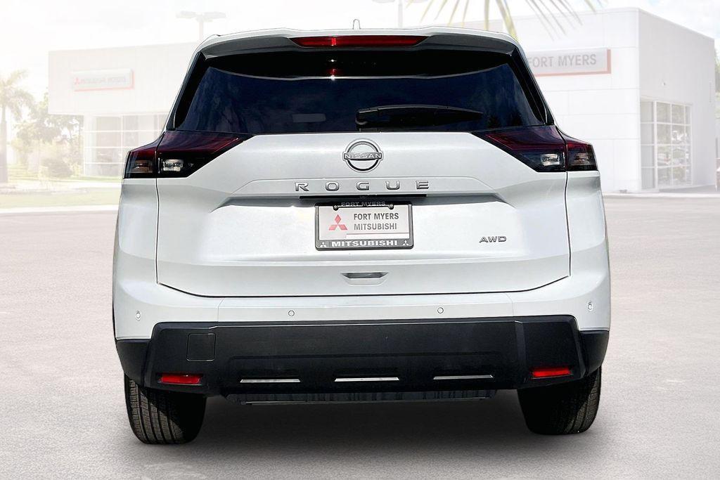 used 2025 Nissan Rogue car, priced at $18,962