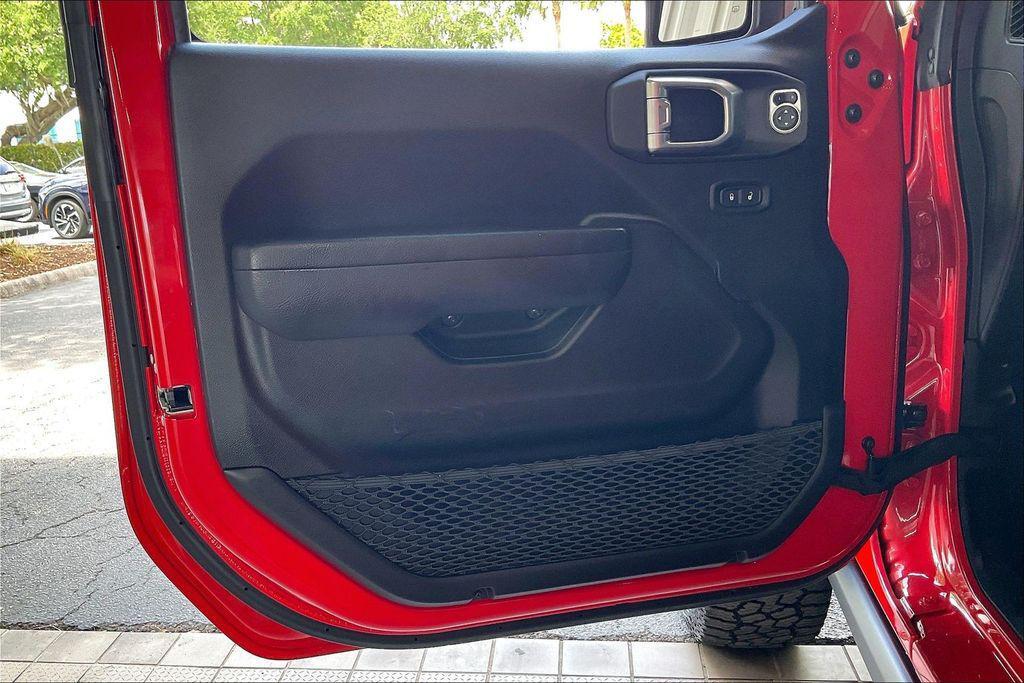 used 2026 Jeep Gladiator car, priced at $47,256